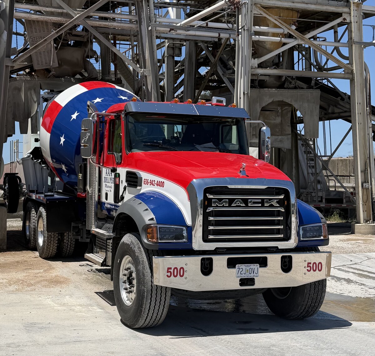 AAA Zoellner new Continental mixer truck